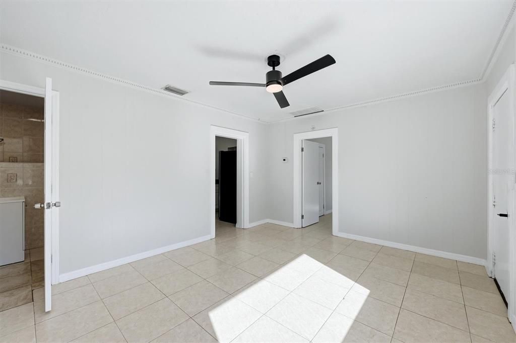 En Venta: $299,999 (3 camas, 2 baños, 1380 Pies cuadrados)