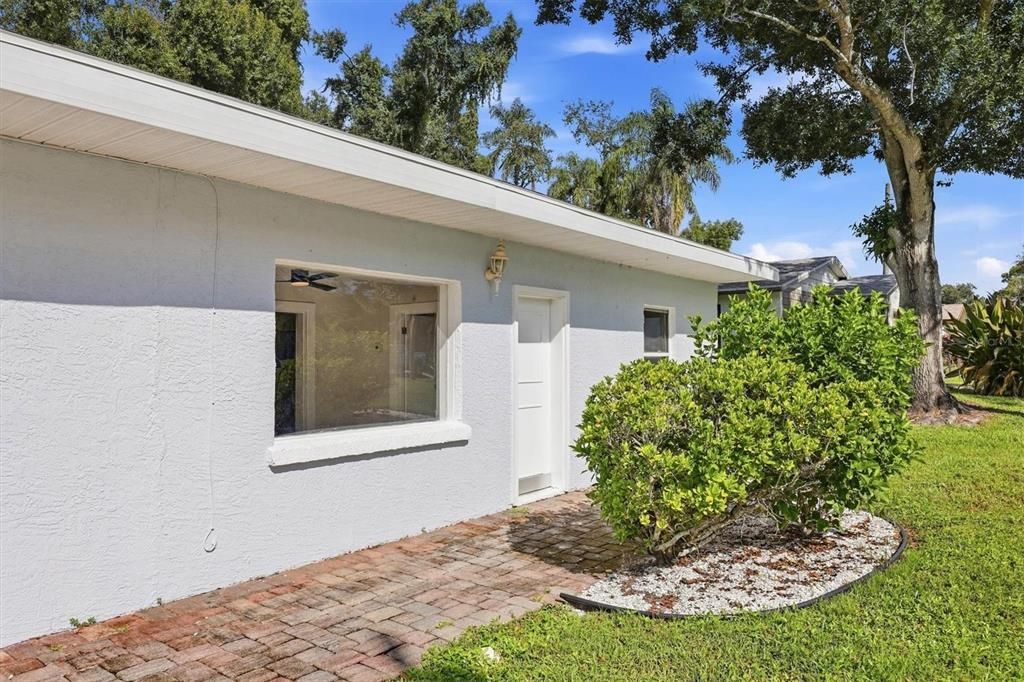 En Venta: $299,999 (3 camas, 2 baños, 1380 Pies cuadrados)