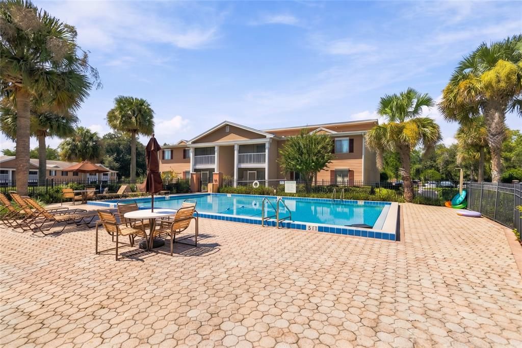 For Sale: $155,000 (2 beds, 2 baths, 1053 Square Feet)