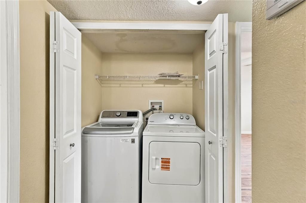 For Sale: $155,000 (2 beds, 2 baths, 1053 Square Feet)