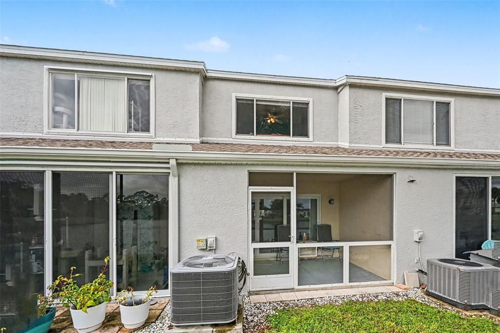 For Sale: $235,000 (2 beds, 2 baths, 1080 Square Feet)