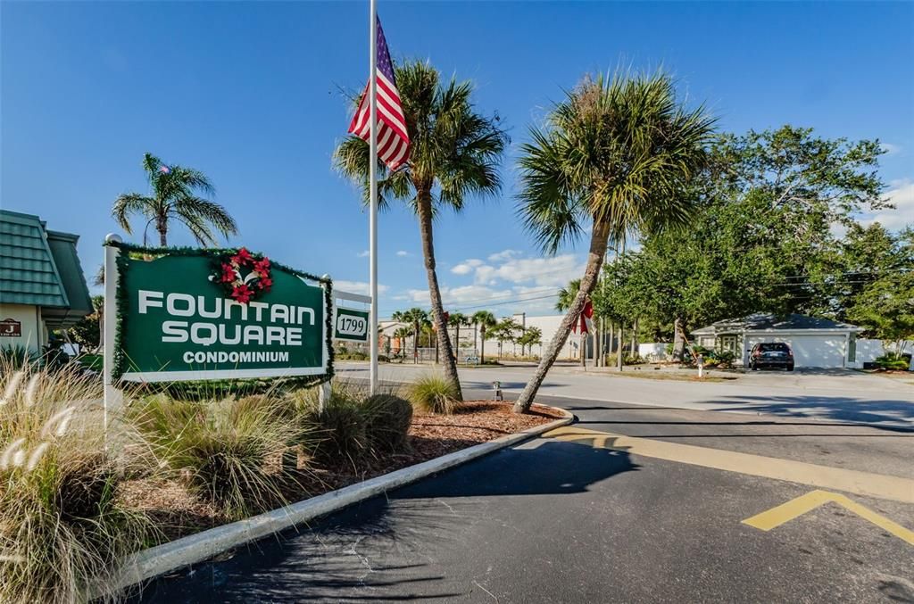 For Sale: $123,000 (2 beds, 1 baths, 813 Square Feet)