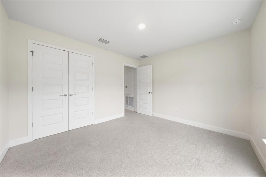 For Sale: $265,000 (4 beds, 2 baths, 1758 Square Feet)