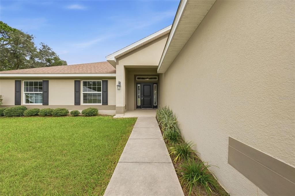 For Sale: $265,000 (4 beds, 2 baths, 1758 Square Feet)