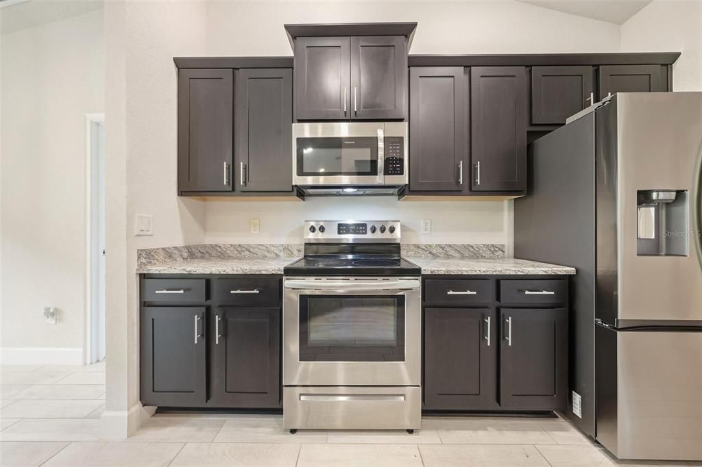 For Sale: $265,000 (4 beds, 2 baths, 1758 Square Feet)