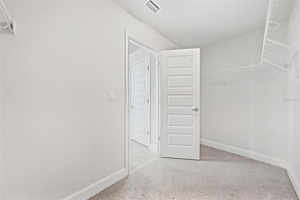 For Sale: $265,000 (4 beds, 2 baths, 1758 Square Feet)