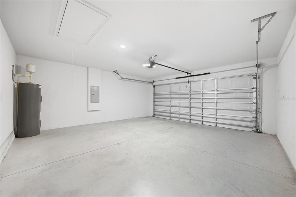 For Sale: $265,000 (4 beds, 2 baths, 1758 Square Feet)