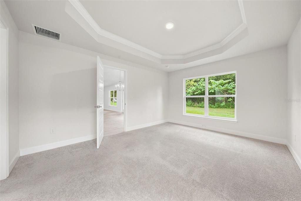 For Sale: $265,000 (4 beds, 2 baths, 1758 Square Feet)