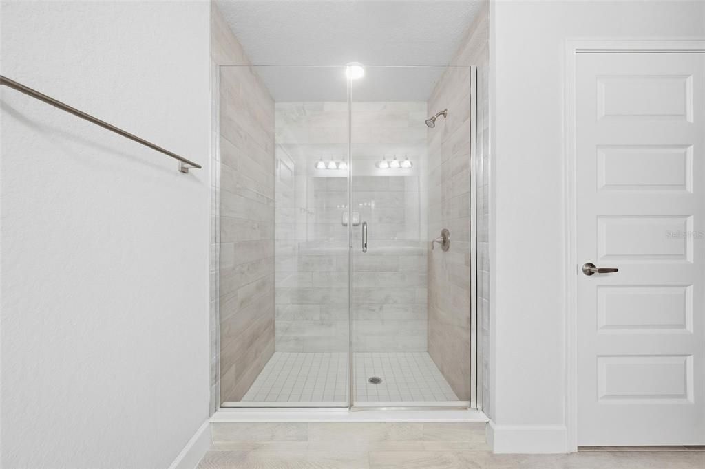 For Sale: $265,000 (4 beds, 2 baths, 1758 Square Feet)