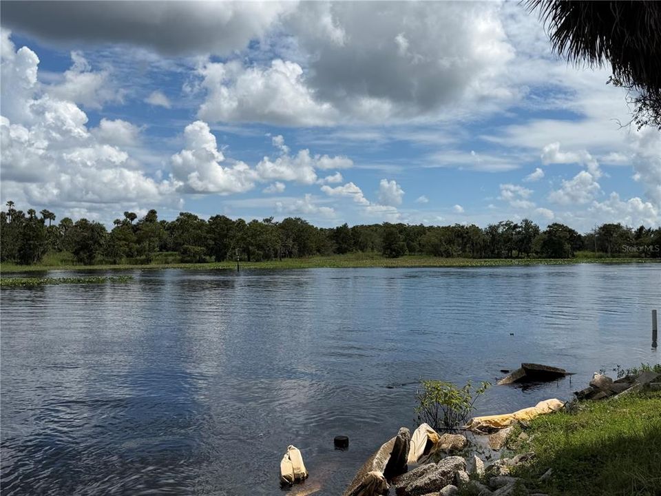 En Venta: $295,000 (0.28 acres)