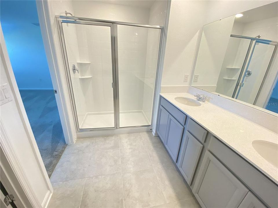В аренду: $2,100 (4 спален, 2 ванн, 1840 Квадратных фут)