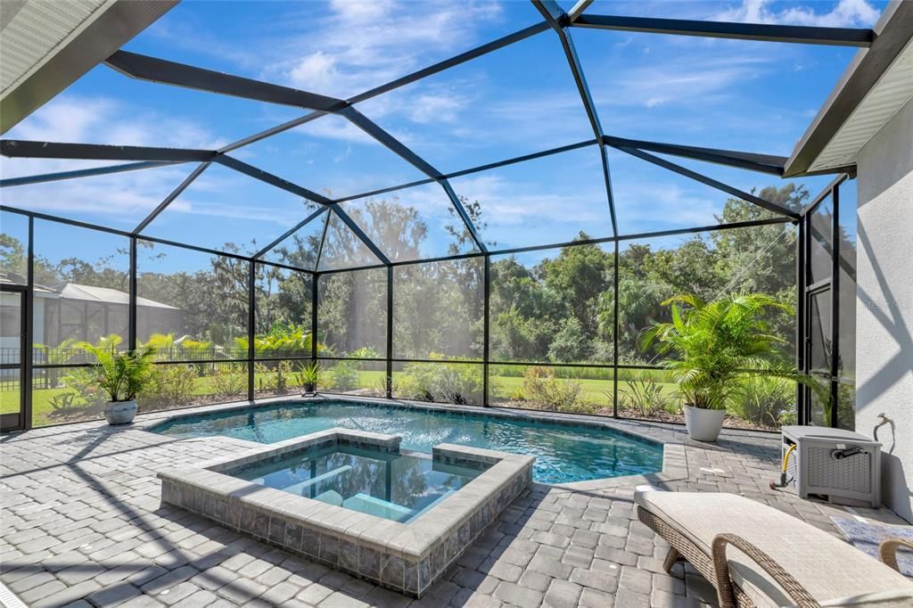 En Venta: $895,000 (3 camas, 3 baños, 2791 Pies cuadrados)