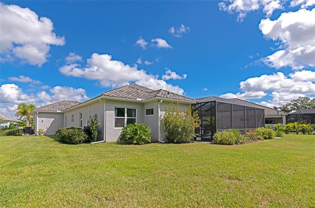 En Venta: $895,000 (3 camas, 3 baños, 2791 Pies cuadrados)