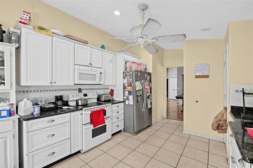 For Sale: $439,000 (4 beds, 2 baths, 2217 Square Feet)