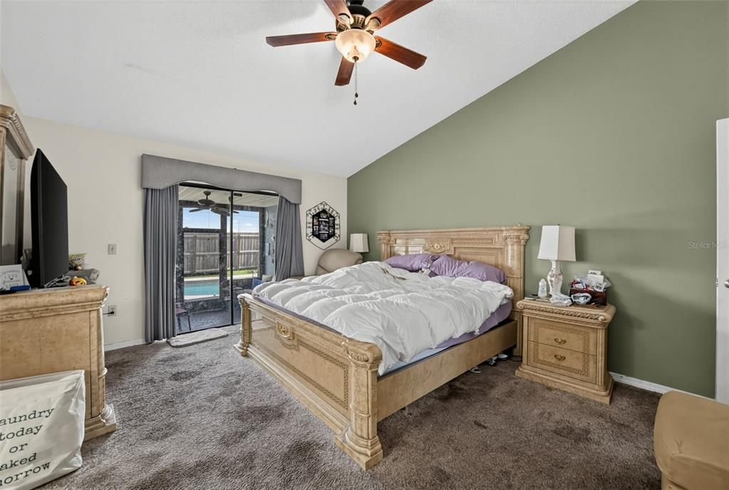 For Sale: $439,000 (4 beds, 2 baths, 2217 Square Feet)