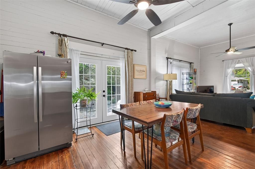 For Sale: $254,900 (3 beds, 2 baths, 1720 Square Feet)