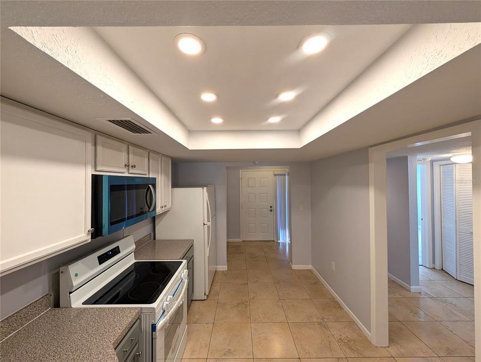 В аренду: $1,925 (2 спален, 2 ванн, 1328 Квадратных фут)