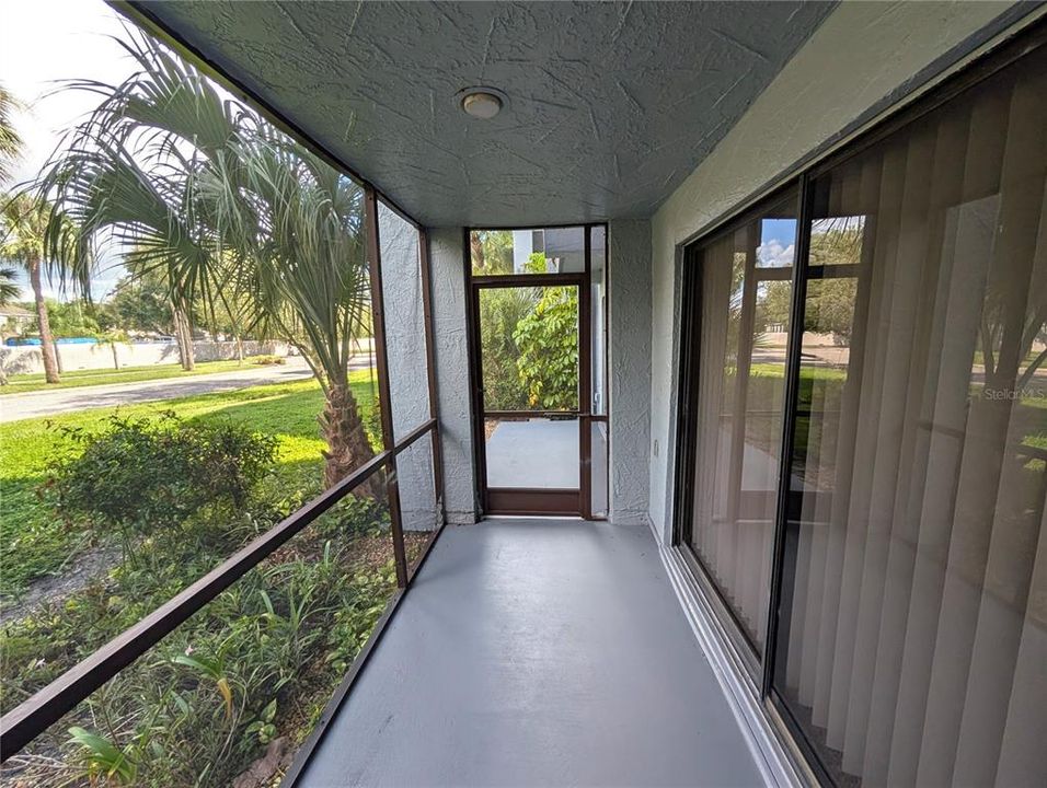 В аренду: $1,925 (2 спален, 2 ванн, 1328 Квадратных фут)