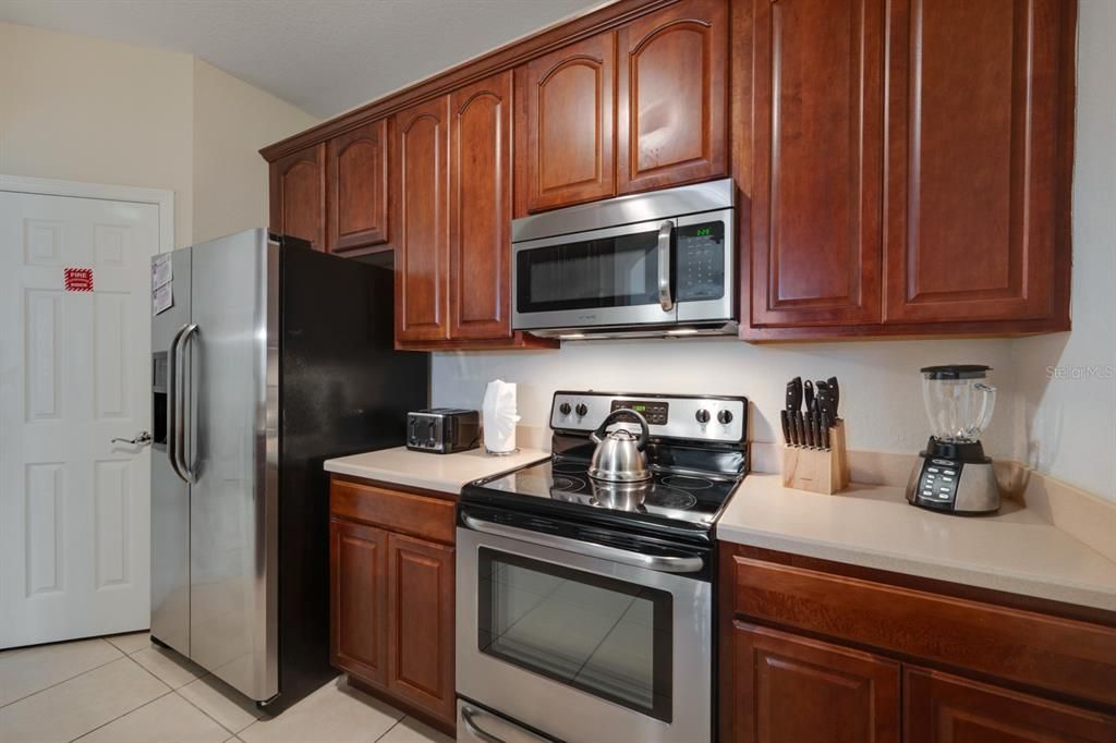 For Sale: $525,000 (3 beds, 2 baths, 1412 Square Feet)