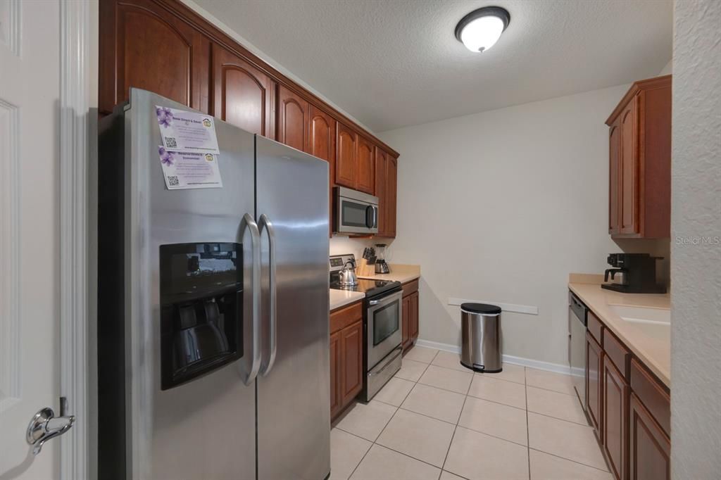 For Sale: $525,000 (3 beds, 2 baths, 1412 Square Feet)
