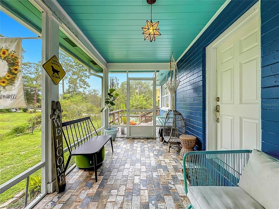 For Sale: $399,900 (4 beds, 2 baths, 2058 Square Feet)