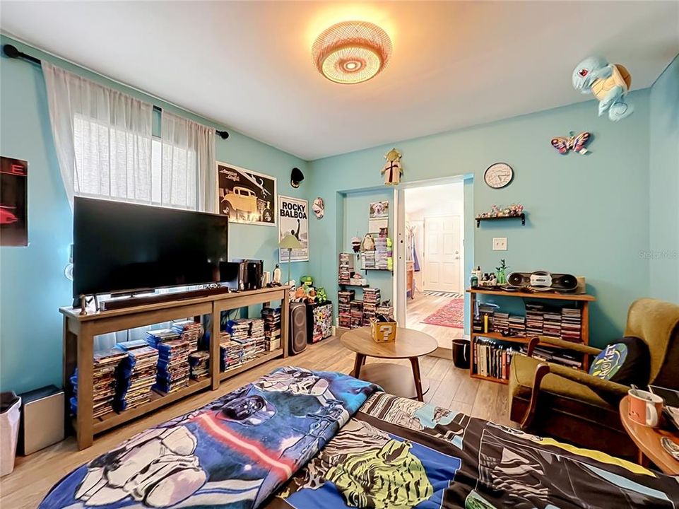 For Sale: $399,900 (4 beds, 2 baths, 2058 Square Feet)