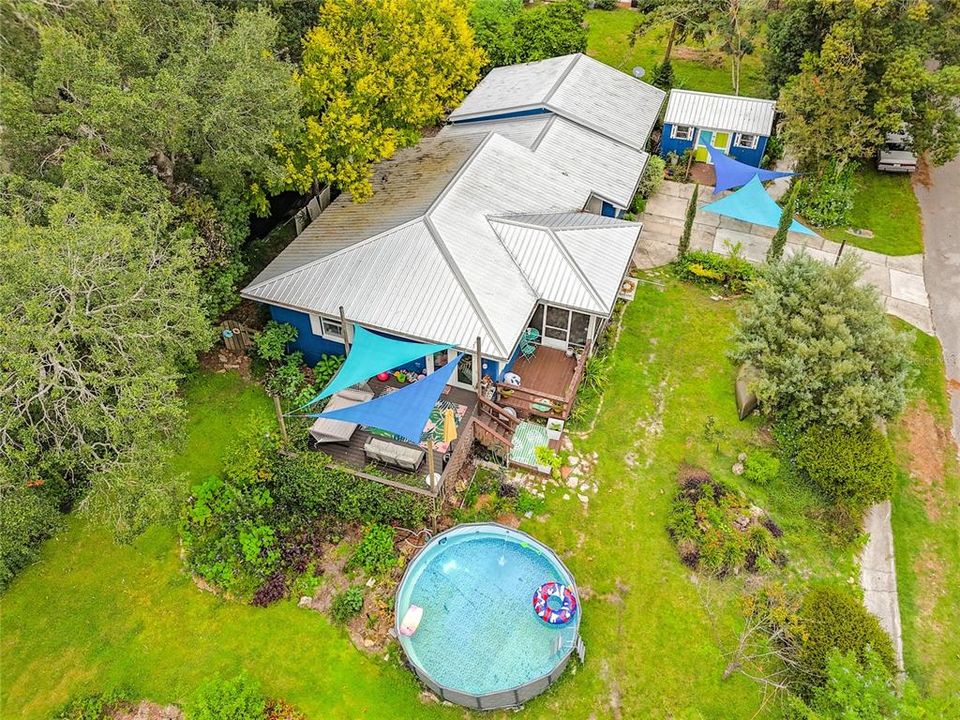 For Sale: $399,900 (4 beds, 2 baths, 2058 Square Feet)