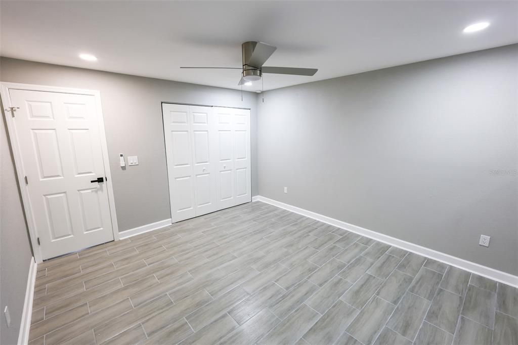 For Rent: $2,000 (2 beds, 1 baths, 825 Square Feet)