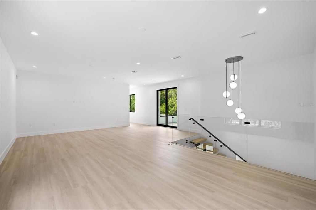 For Rent: $7,500 (3 beds, 3 baths, 3290 Square Feet)