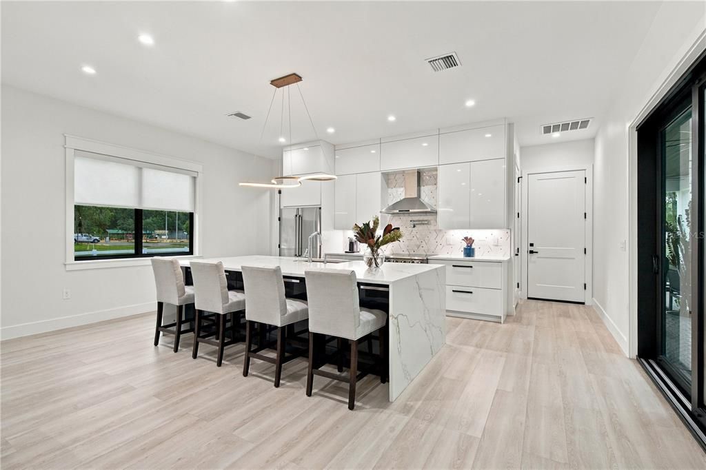 For Rent: $7,500 (3 beds, 3 baths, 3290 Square Feet)
