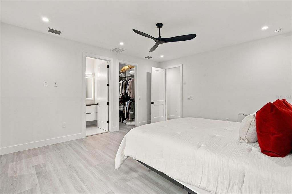 For Rent: $7,500 (3 beds, 3 baths, 3290 Square Feet)
