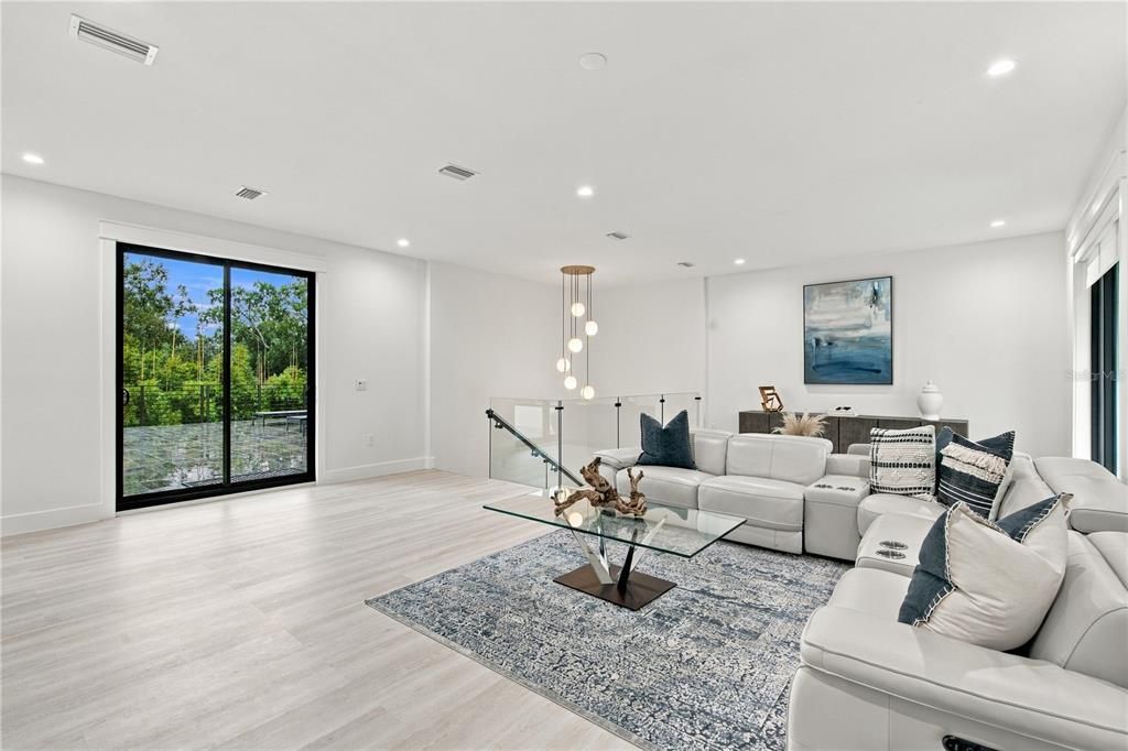 For Rent: $7,500 (3 beds, 3 baths, 3290 Square Feet)