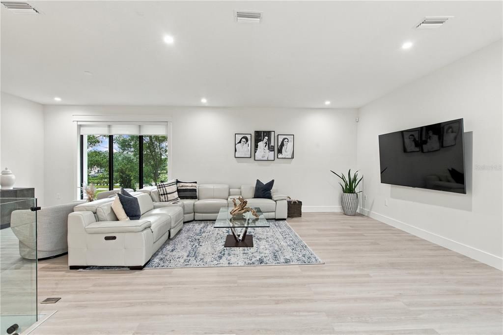For Rent: $7,500 (3 beds, 3 baths, 3290 Square Feet)