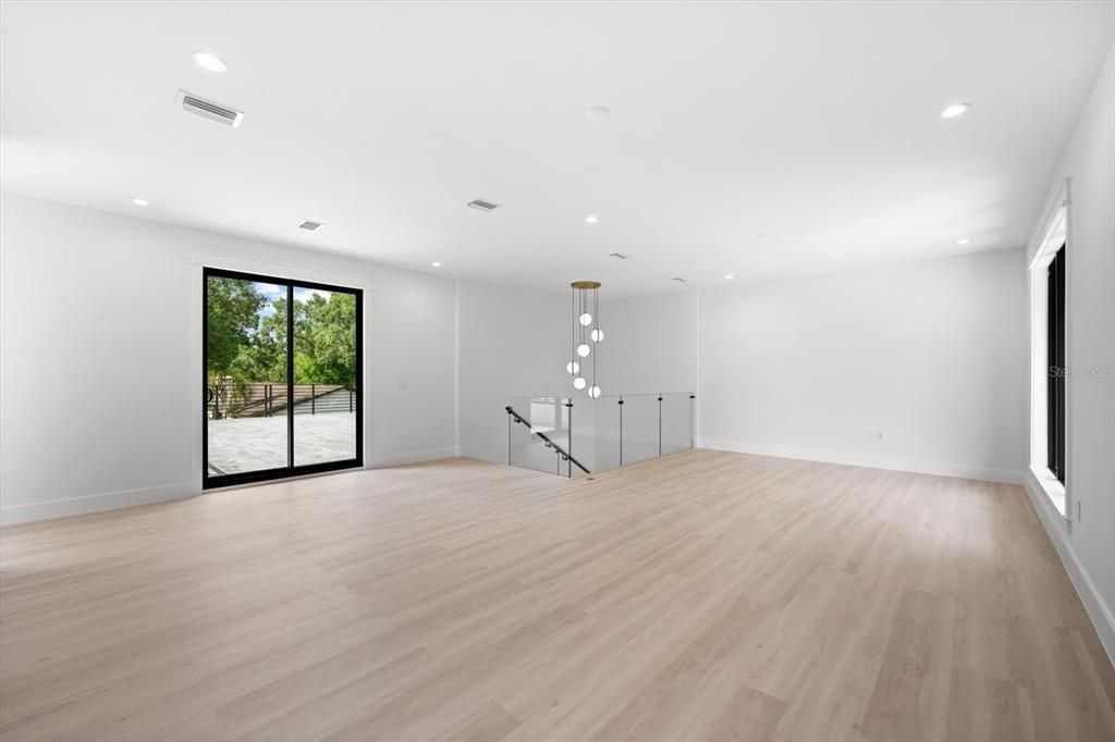 For Rent: $7,500 (3 beds, 3 baths, 3290 Square Feet)