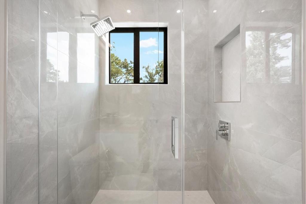 For Rent: $7,500 (3 beds, 3 baths, 3290 Square Feet)