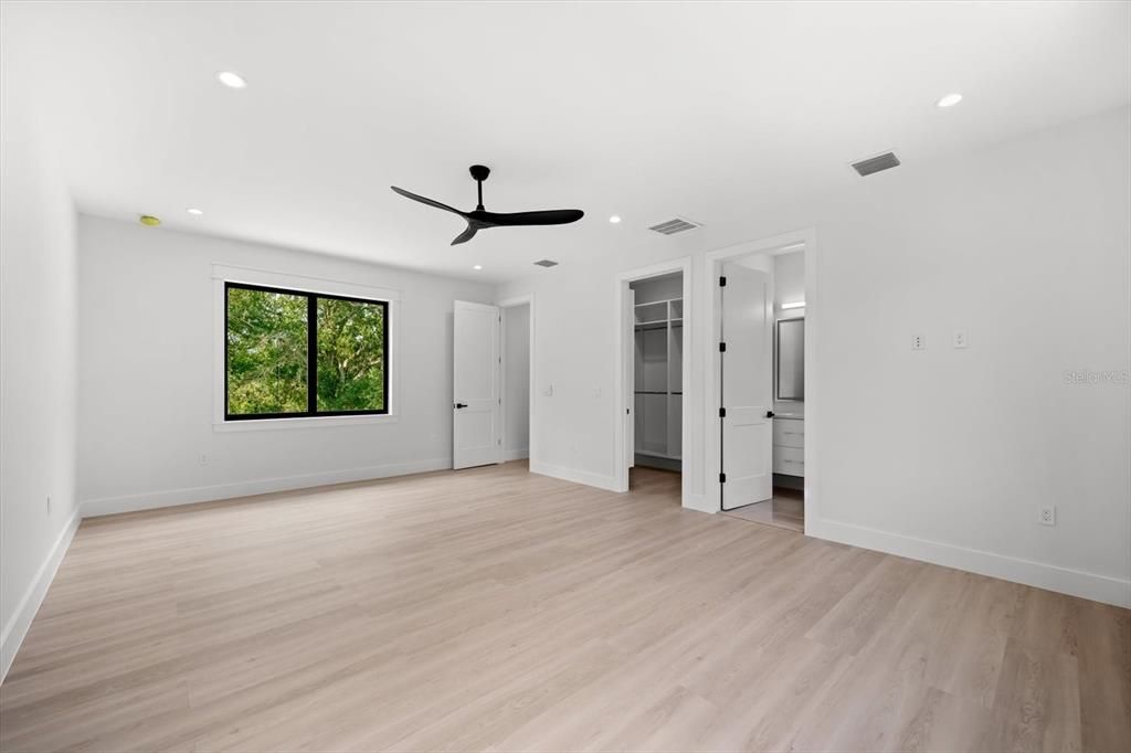 For Rent: $7,500 (3 beds, 3 baths, 3290 Square Feet)