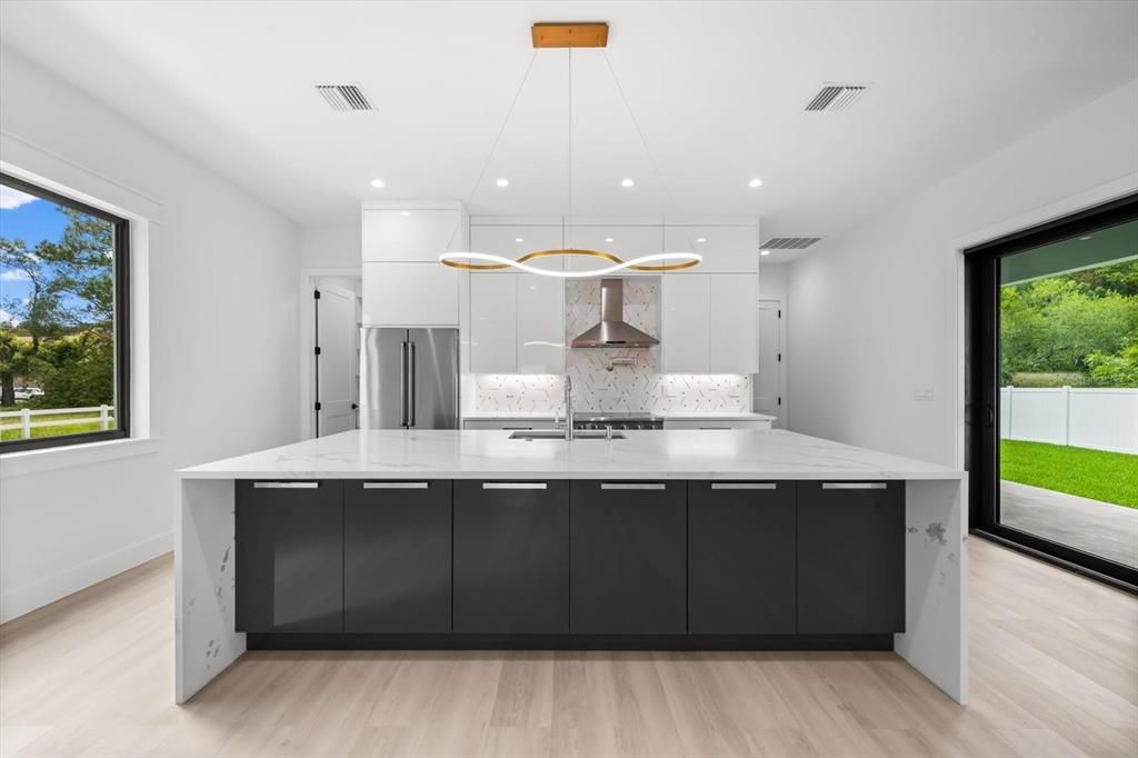 For Rent: $7,500 (3 beds, 3 baths, 3290 Square Feet)