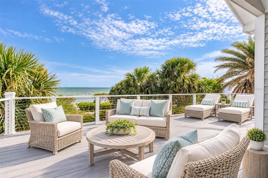 For Sale: $4,125,000 (3 beds, 3 baths, 3568 Square Feet)