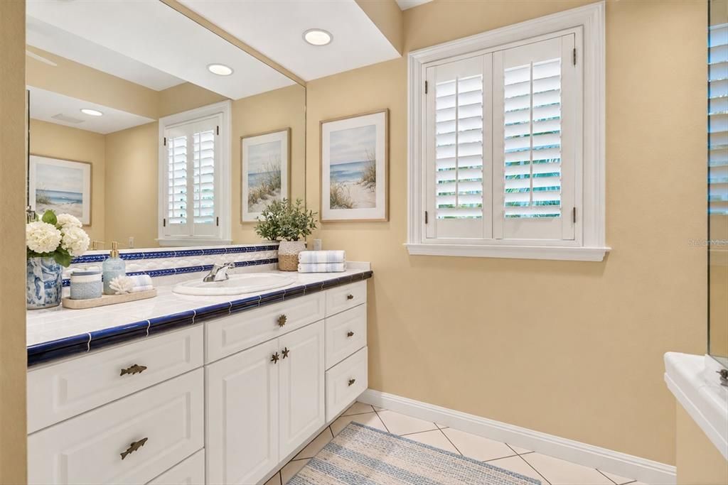 For Sale: $4,125,000 (3 beds, 3 baths, 3568 Square Feet)