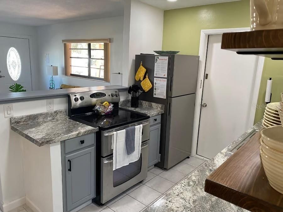 For Sale: $450,000 (4 beds, 2 baths, 1806 Square Feet)