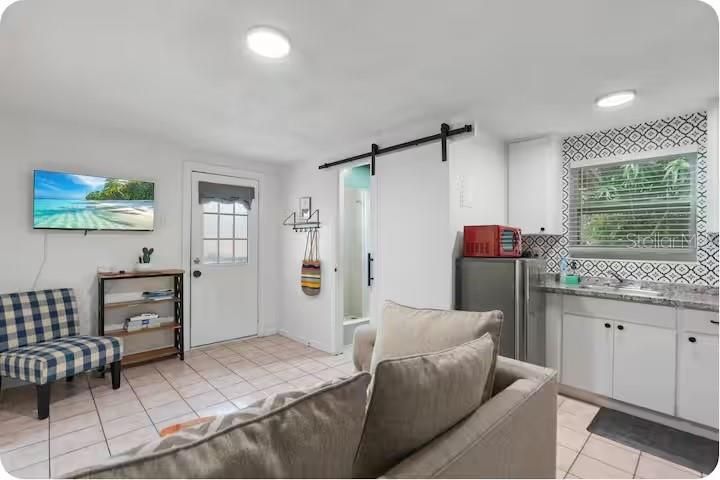 For Sale: $450,000 (4 beds, 2 baths, 1806 Square Feet)