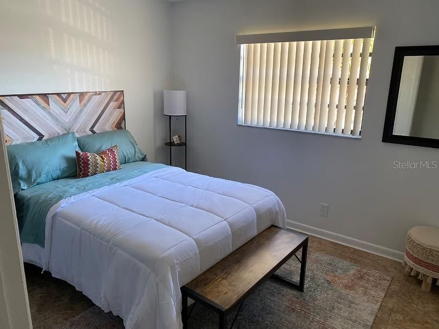 For Sale: $450,000 (4 beds, 2 baths, 1806 Square Feet)