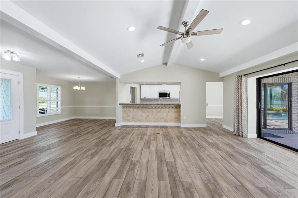 For Sale: $644,900 (3 beds, 2 baths, 2125 Square Feet)