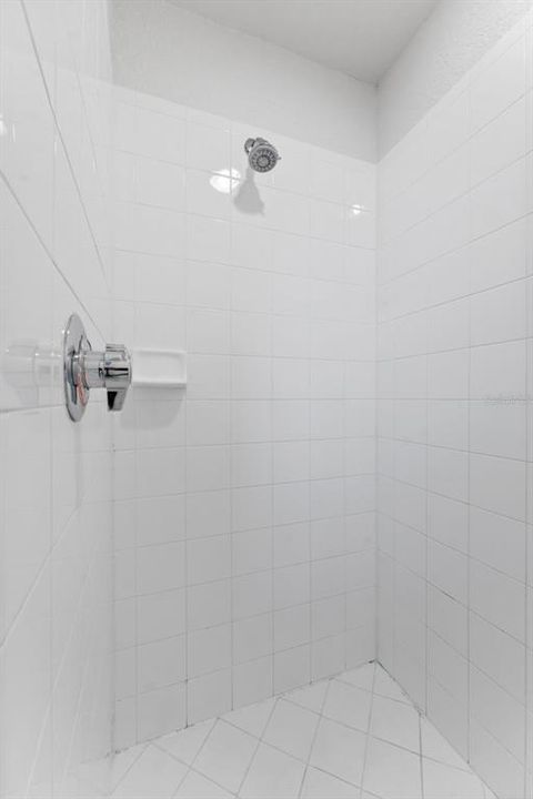 For Sale: $270,000 (3 beds, 2 baths, 1764 Square Feet)