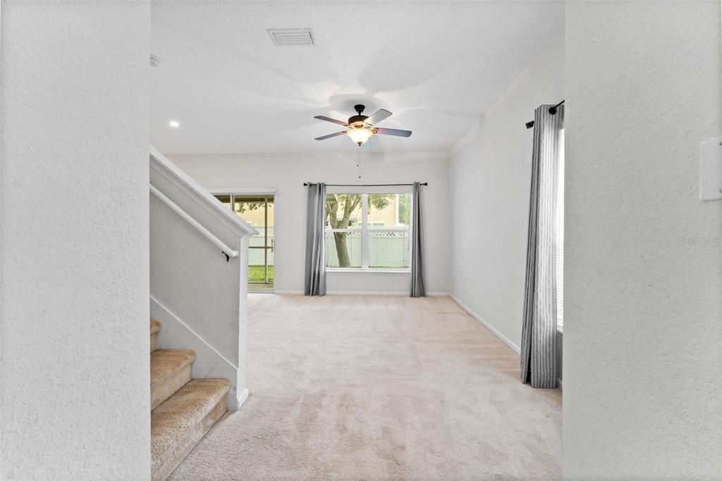 For Sale: $270,000 (3 beds, 2 baths, 1764 Square Feet)