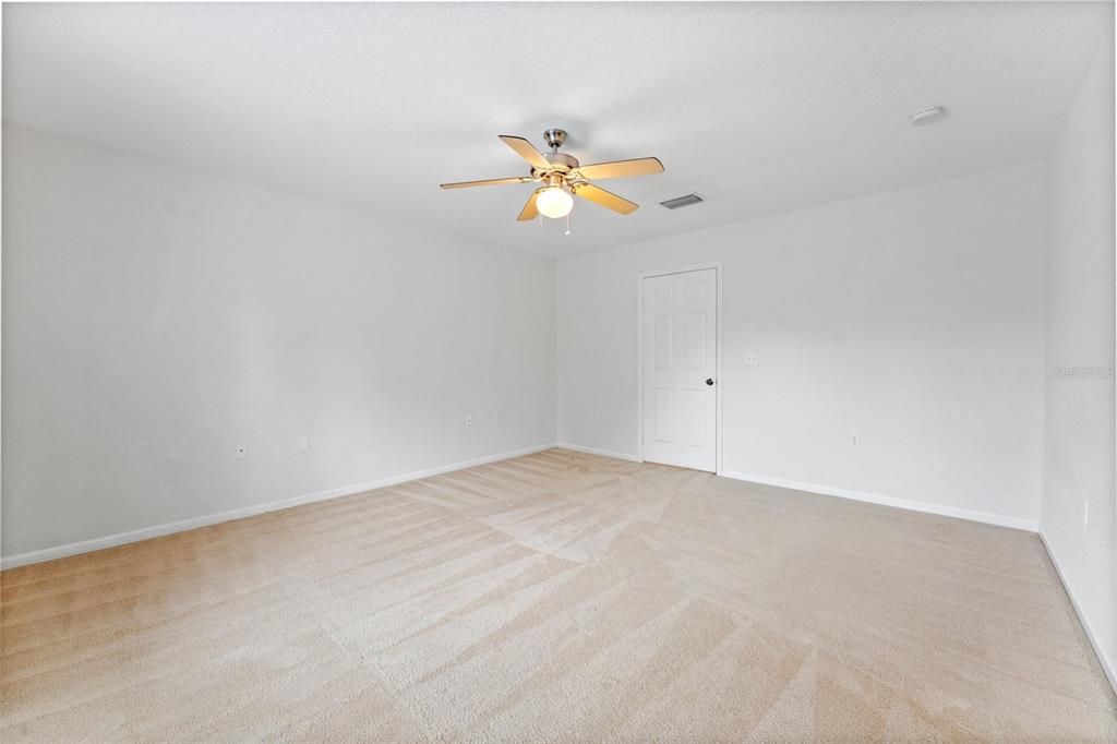 For Sale: $270,000 (3 beds, 2 baths, 1764 Square Feet)