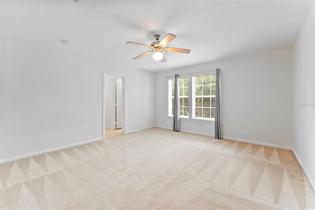 For Sale: $270,000 (3 beds, 2 baths, 1764 Square Feet)