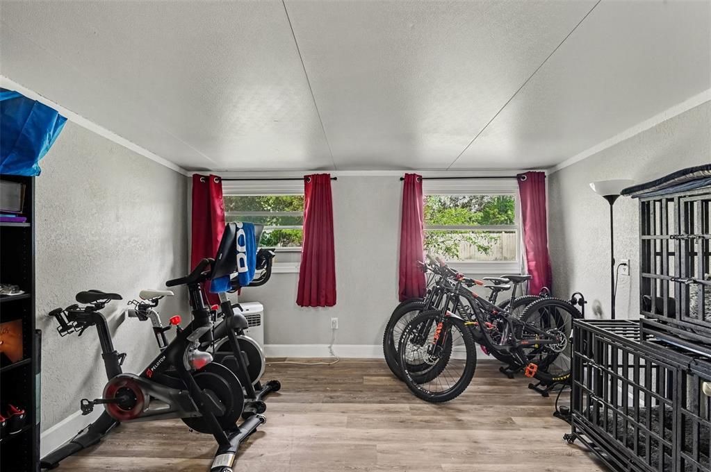 На продажу: $335,000 (3 спален, 3 ванн, 1571 Квадратных фут)
