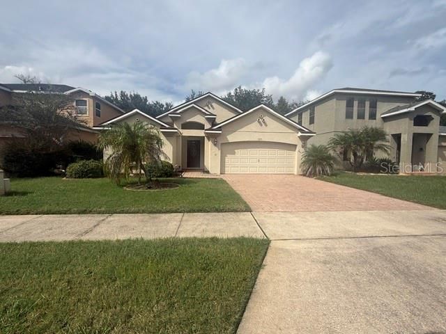 For Rent: $2,200 (3 beds, 2 baths, 1454 Square Feet)