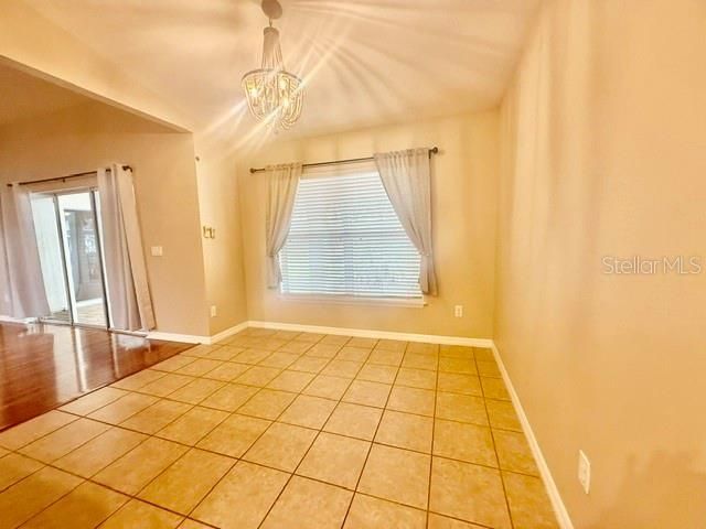 For Rent: $2,200 (3 beds, 2 baths, 1454 Square Feet)